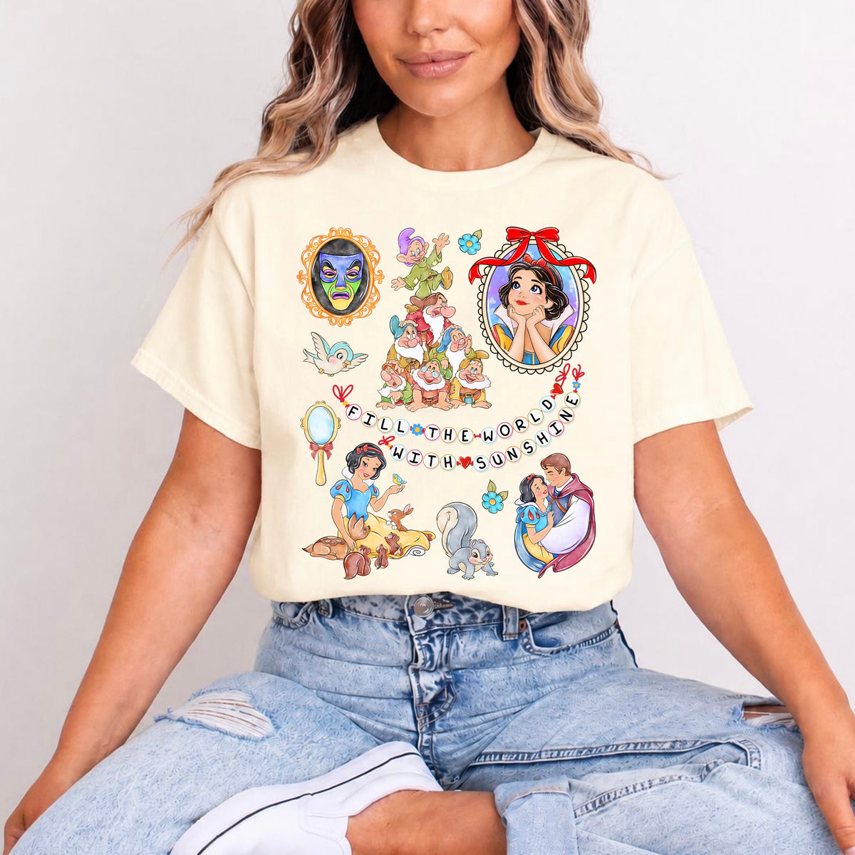 SNOW WHITE MAGICAL LOCKET T.SHIRT