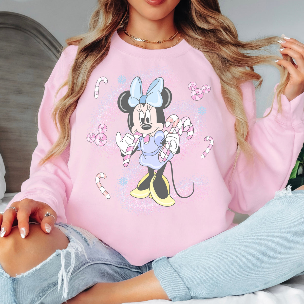 CANDY CANE MINNIE MOUSE SWEATSHIRT