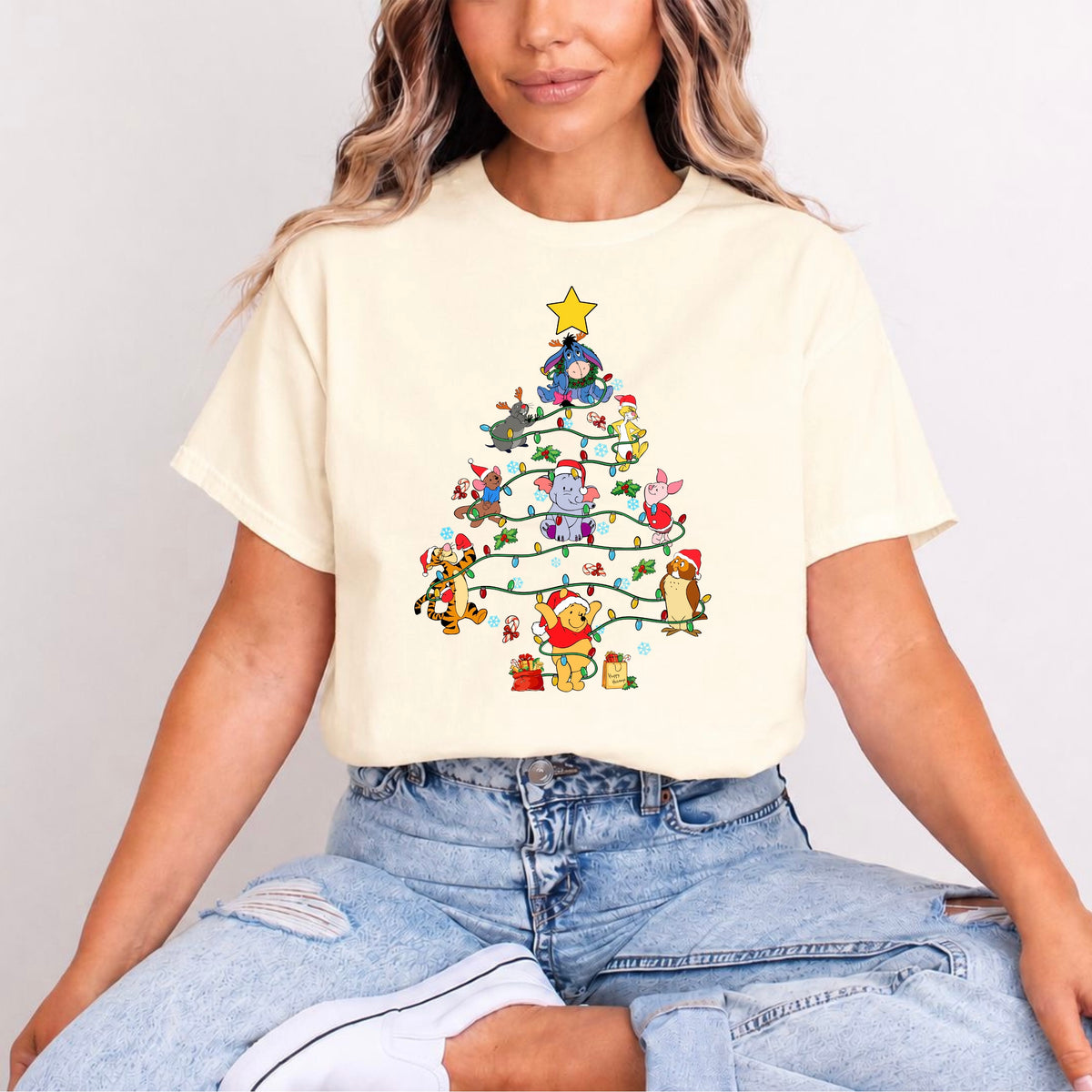 WINNIE AND FRIENDS CHRISTMAS TREE T.SHIRT Design No. 90