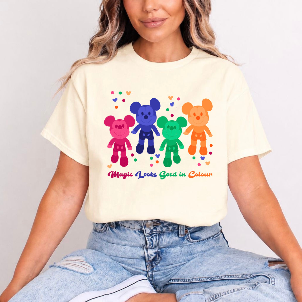 MICKEY MAGIC LOOKS GOOD IN COLOUR T.SHIRT Design No. 53