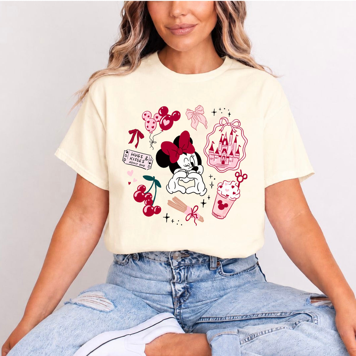 MINNIE CHERRY HUGS AND KISSES T.SHIRT