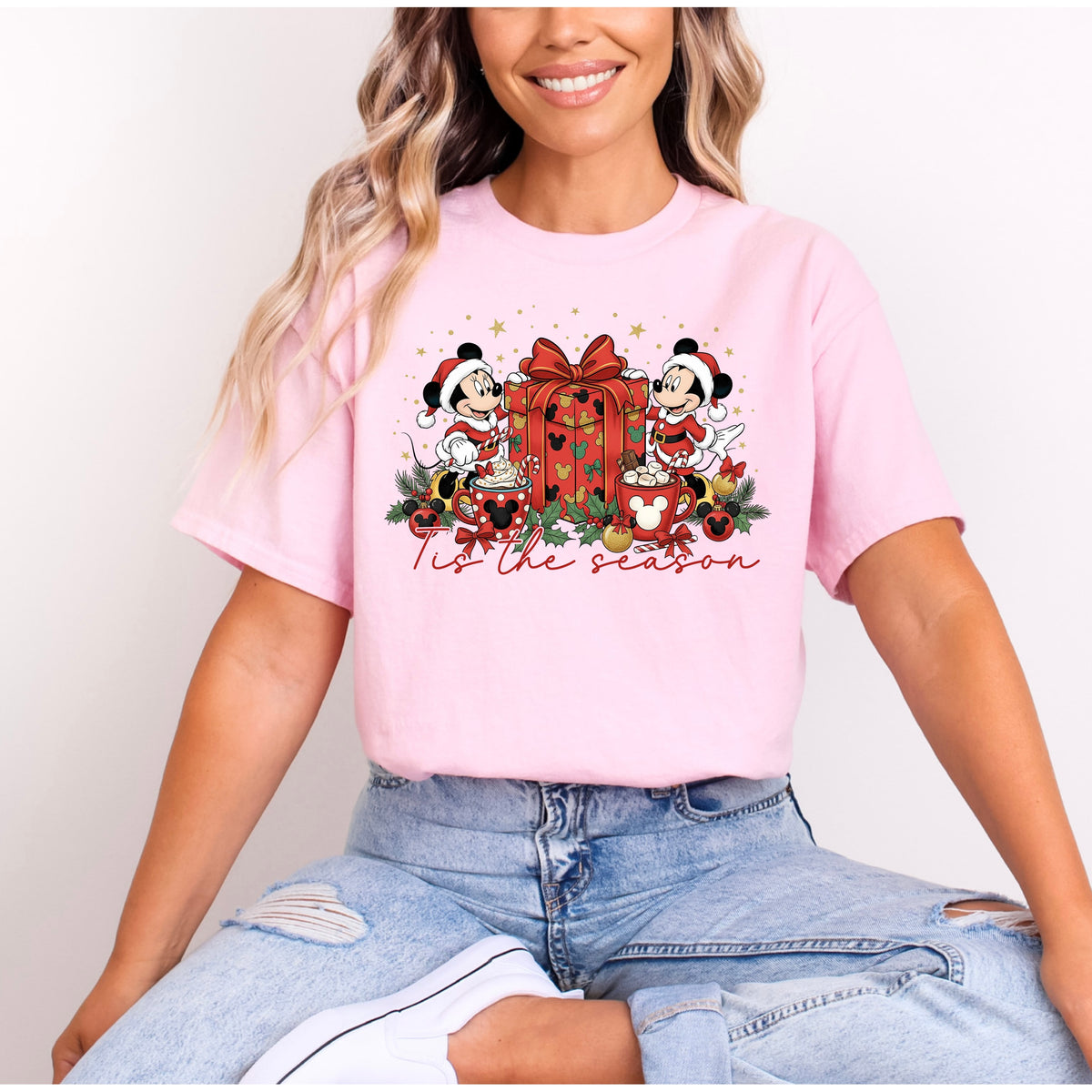 MICKEY AND MINNIE TIS THE SEASON CHRISTMAS PRESENTS T.SHIRT Design No. 126