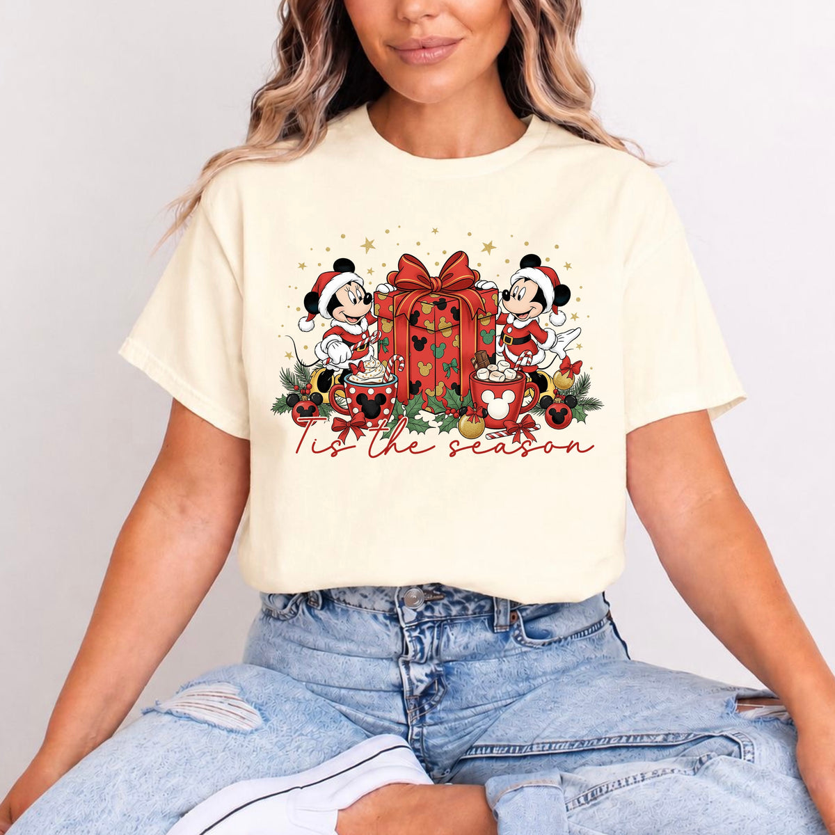 MICKEY AND MINNIE TIS THE SEASON CHRISTMAS PRESENTS T.SHIRT Design No. 126