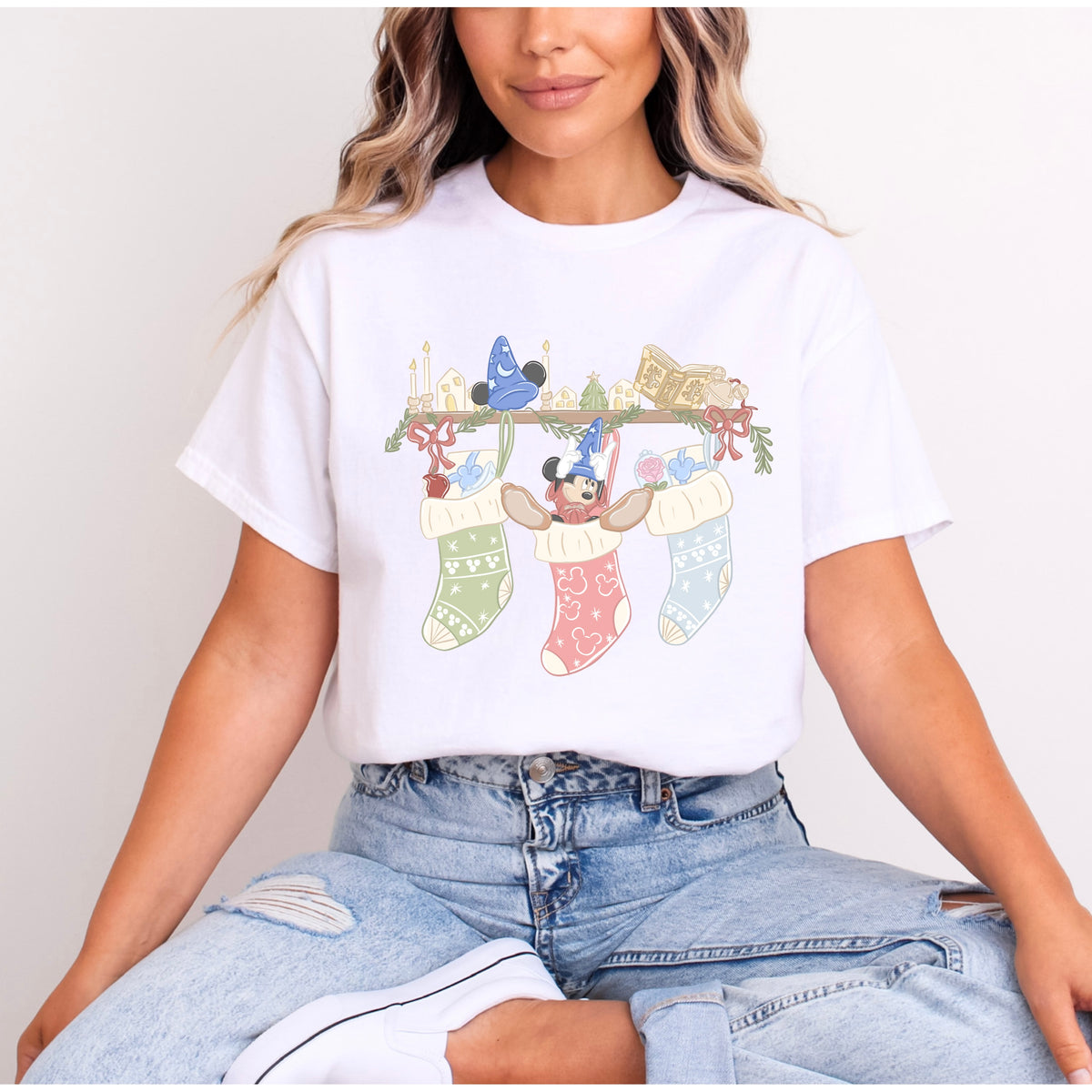 SORCERER MICKEY CHRISTMAS STOCKINGS T.SHIRT