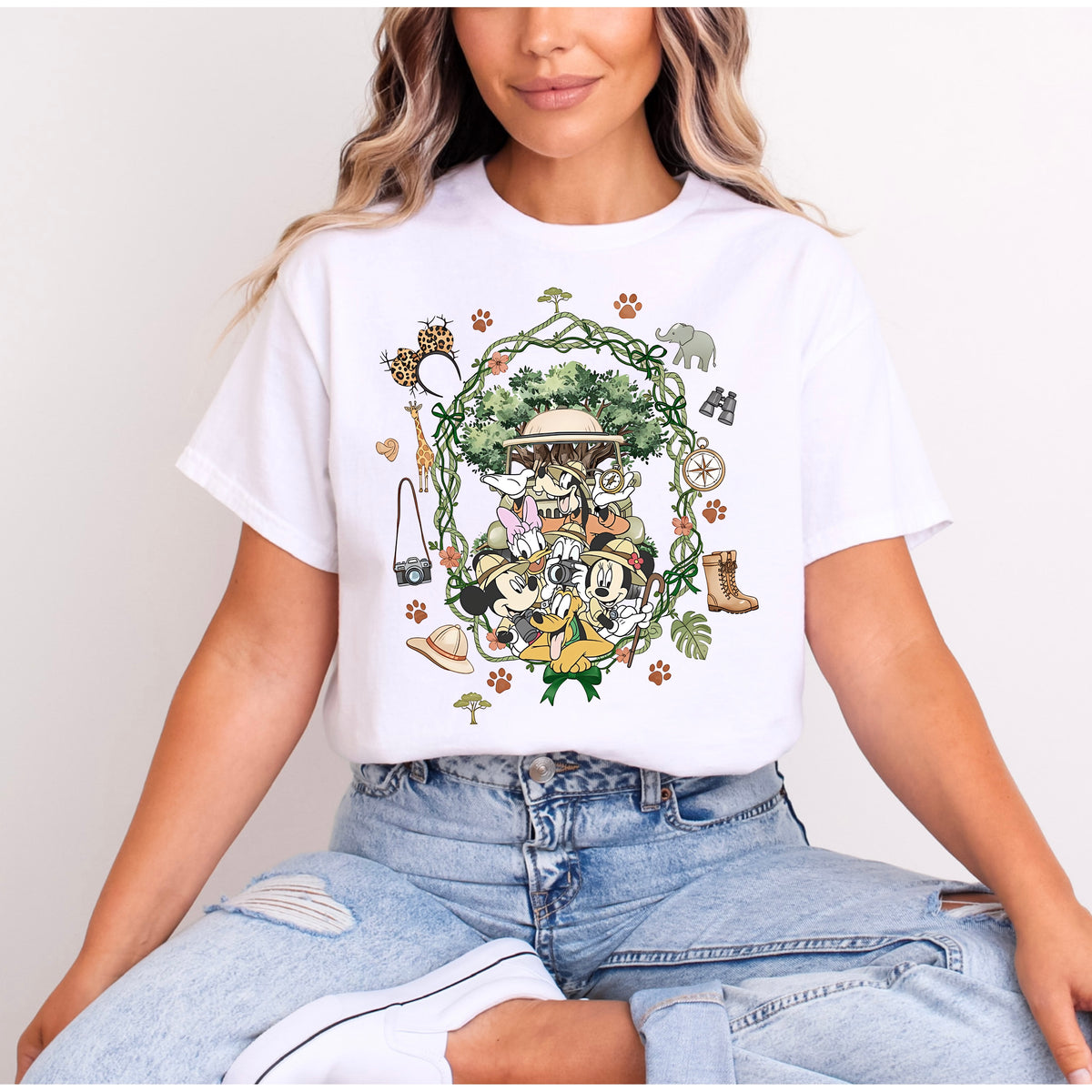 ANIMAL KINGDOM SAFARI MICKEY AND PALS T.SHIRT Design No. 121