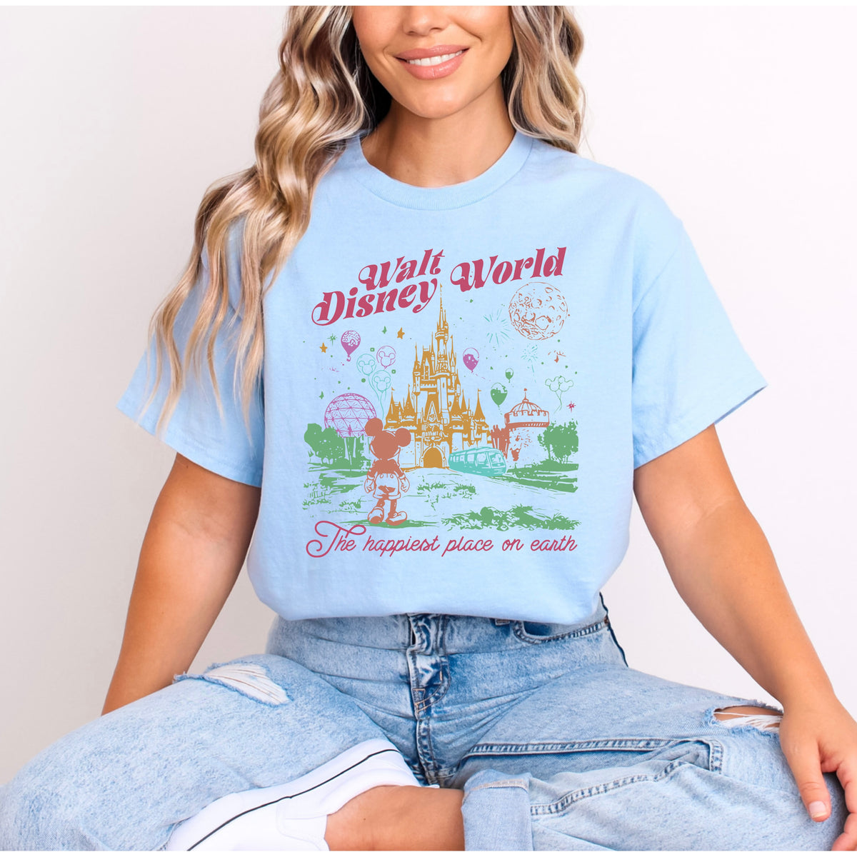 WALT DISNEY WORLD THE HAPPIEST PLACE ON EARTH T.SHIRT