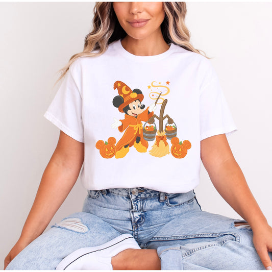 HALLOWEEN SORCERER MICKEY T.SHIRT Design No. 39
