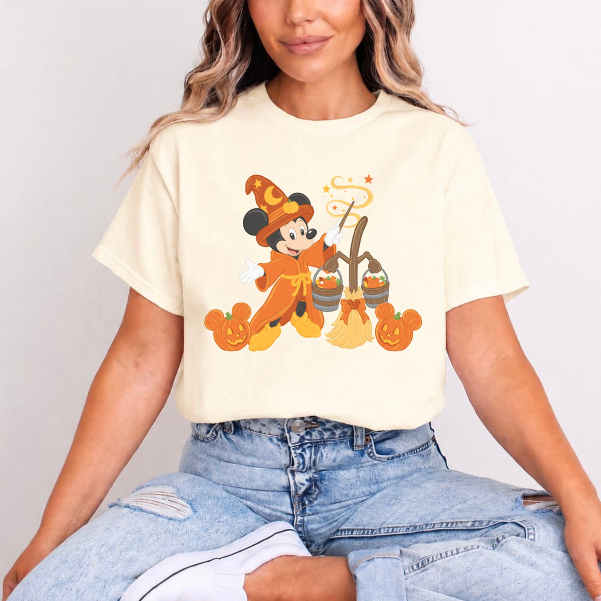HALLOWEEN SORCERER MICKEY T.SHIRT Design No. 39