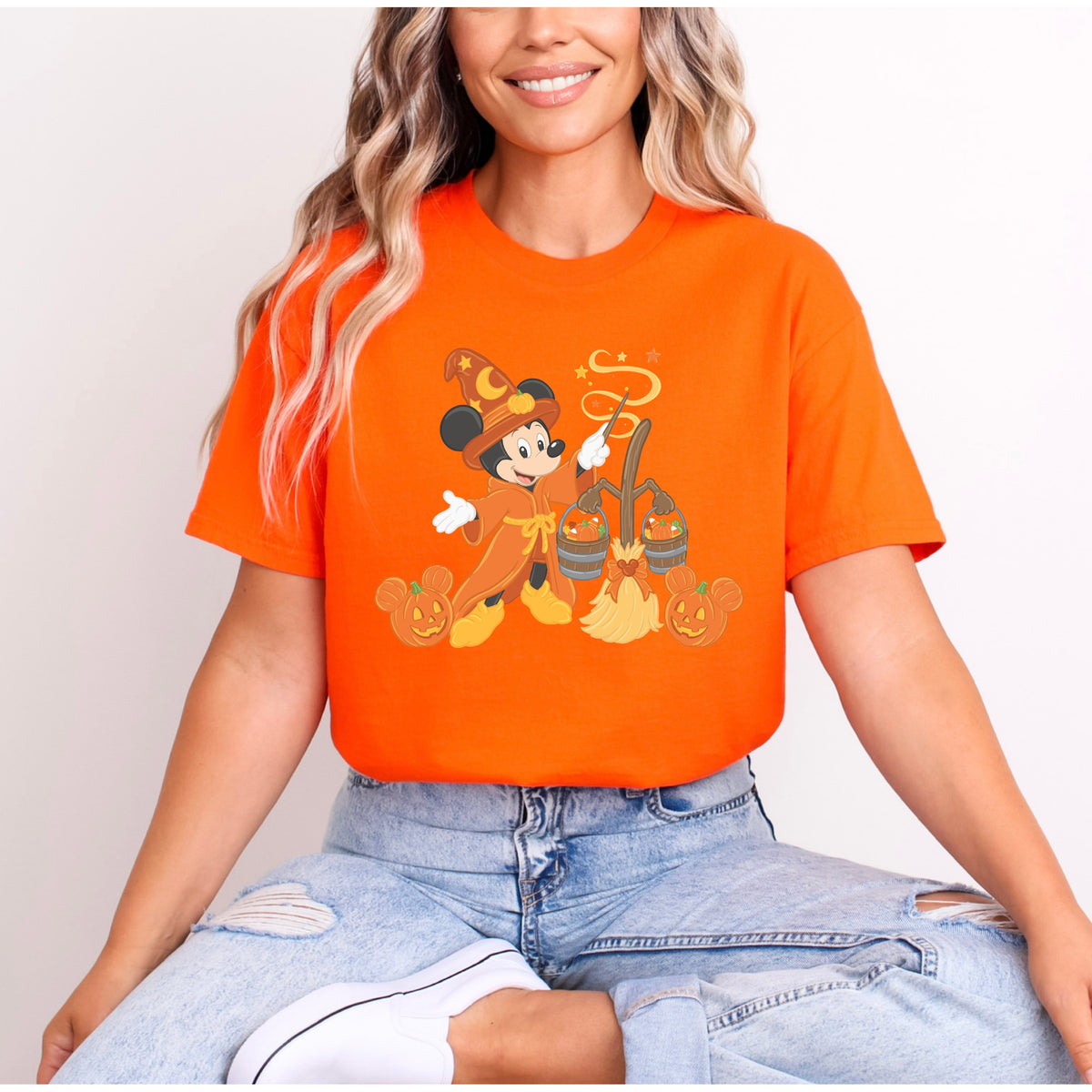 HALLOWEEN SORCERER MICKEY T.SHIRT Design No. 39