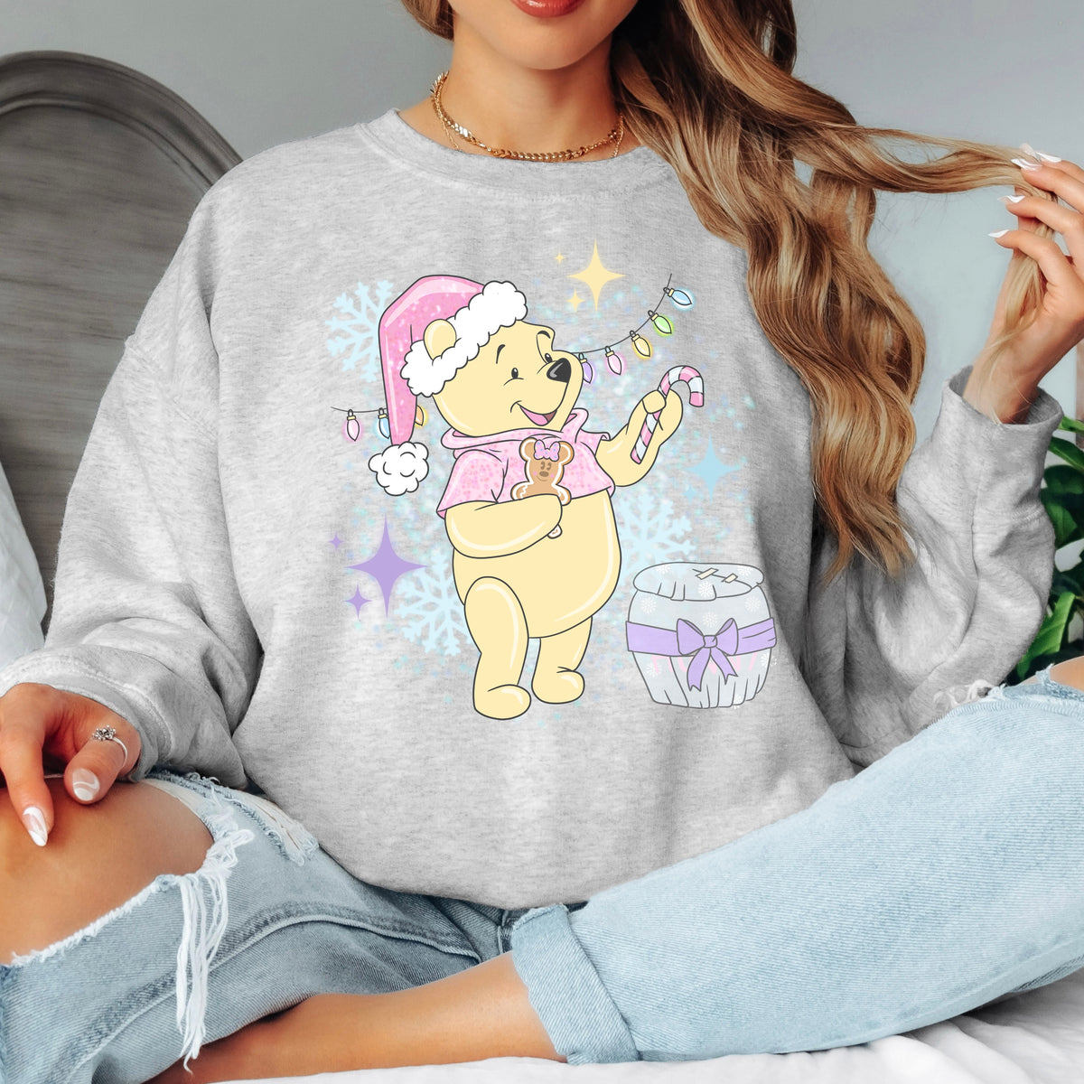 WINNIE THE POOH CHRISTMAS SWEATSHIRT