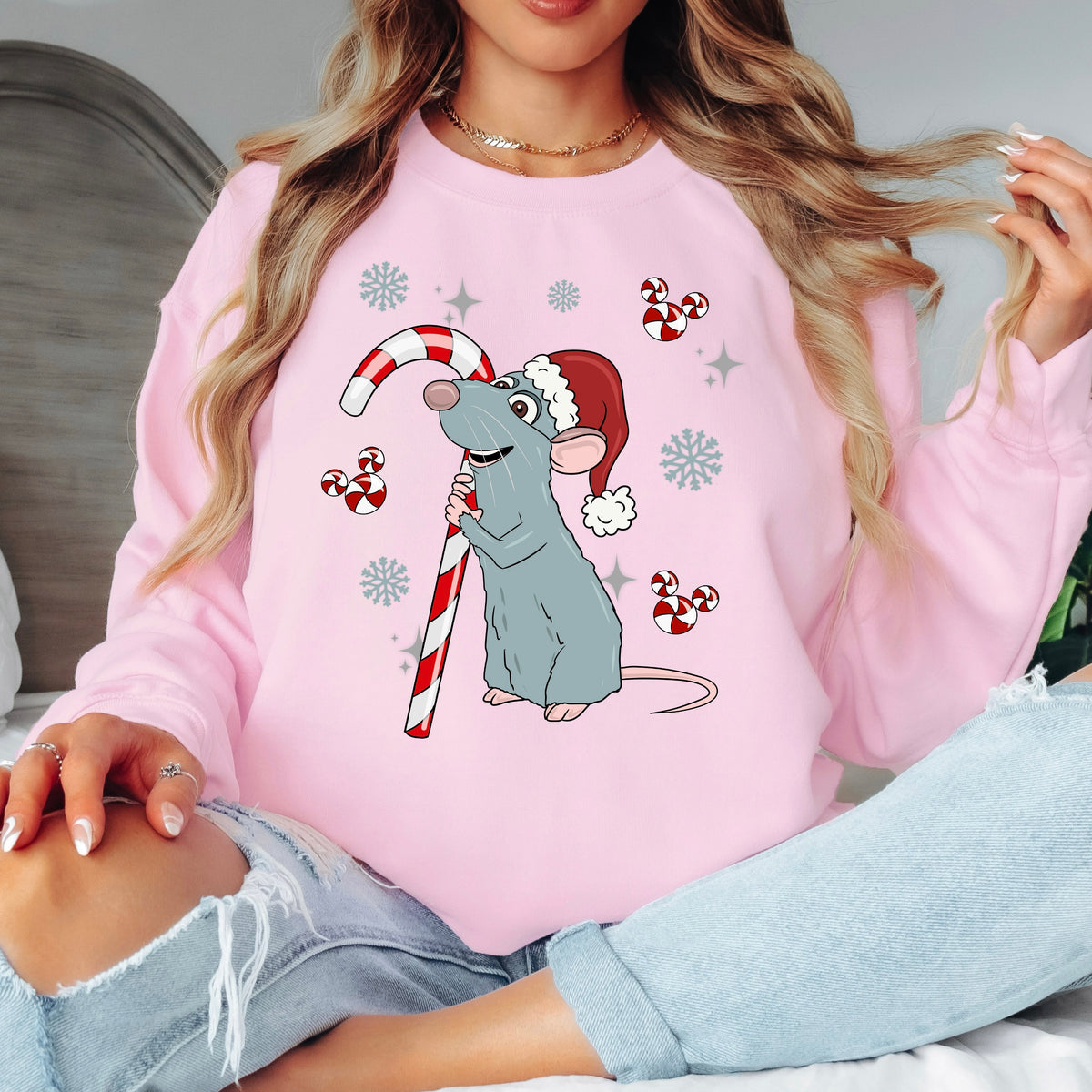 REMY CHRISTMAS SWEATSHIRT