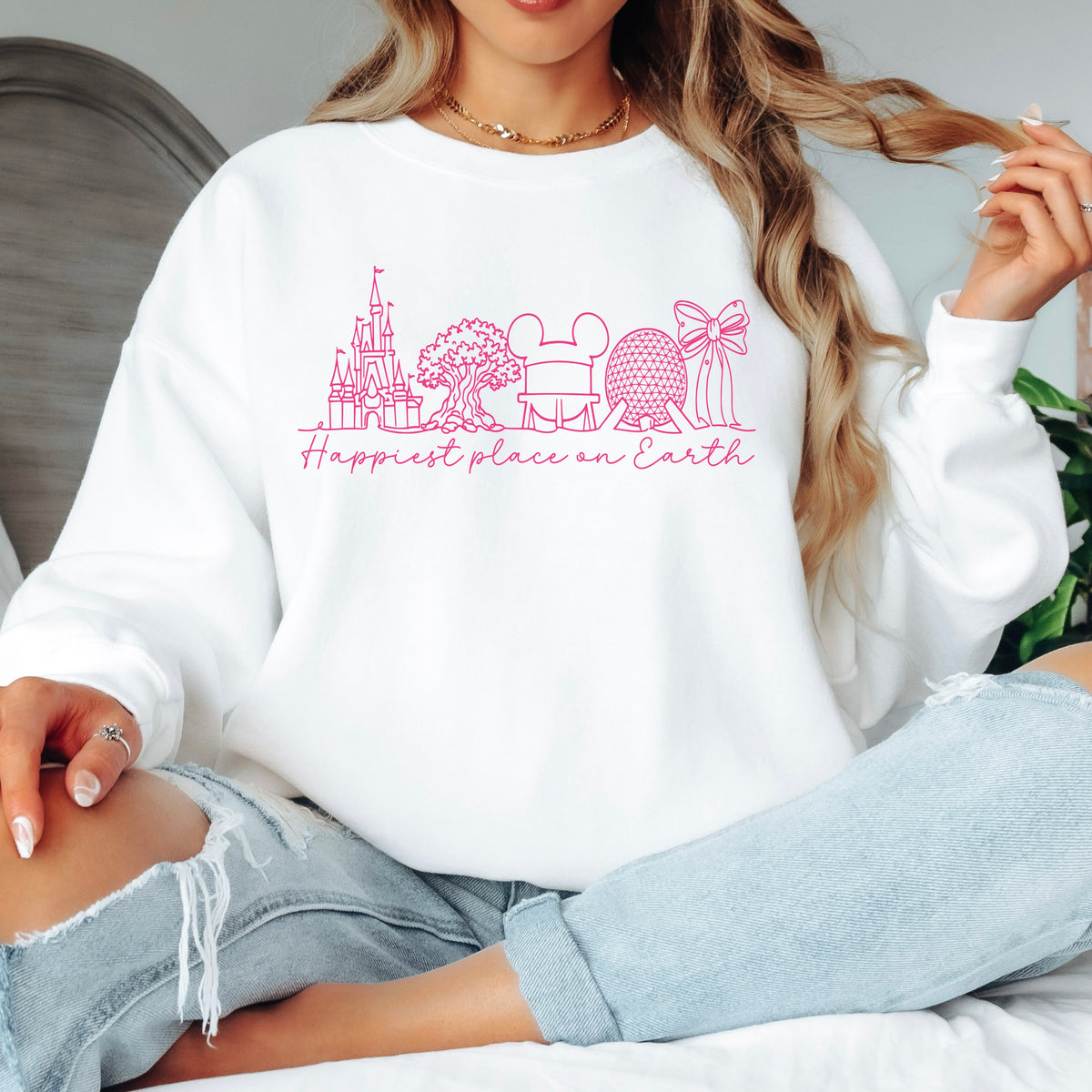 PINK FOUR PARK HAPPIEST PLACE ON EARTH SWEATSHIRT