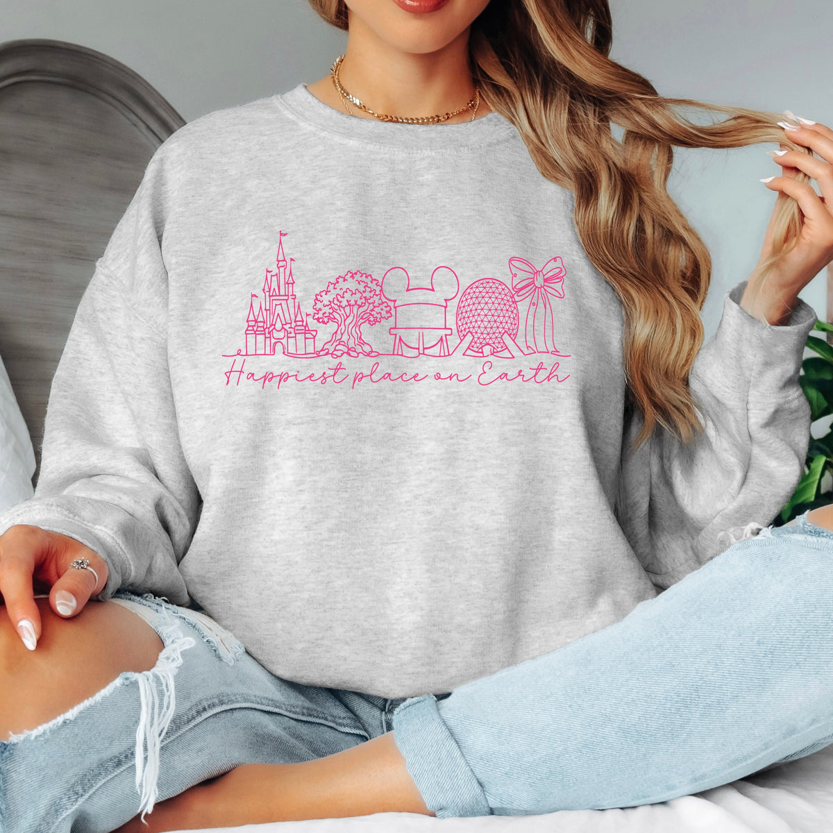 PINK FOUR PARK HAPPIEST PLACE ON EARTH SWEATSHIRT