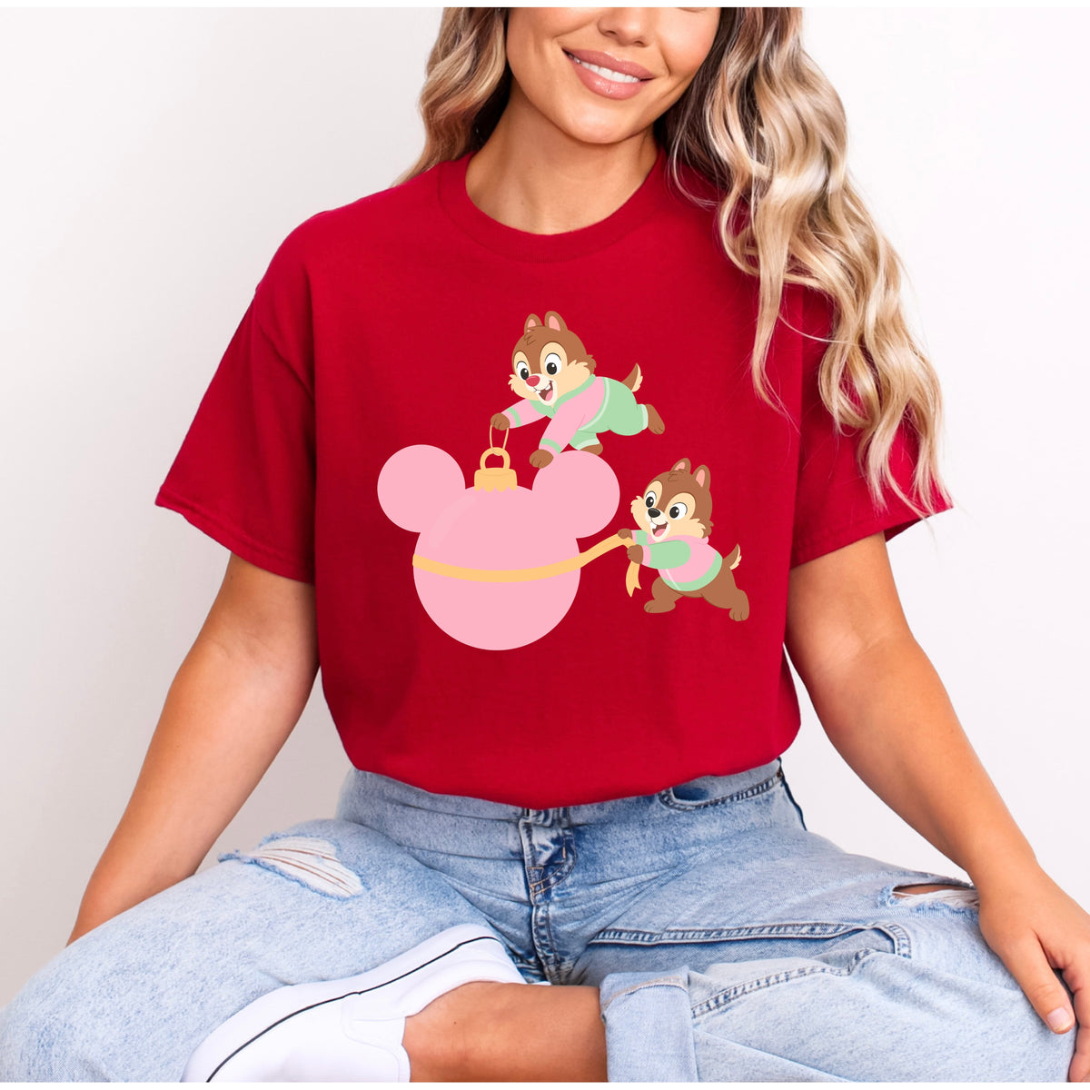 CHIP & DALE BAUBLE CHRISTMAS T.SHIRT Design No. 34