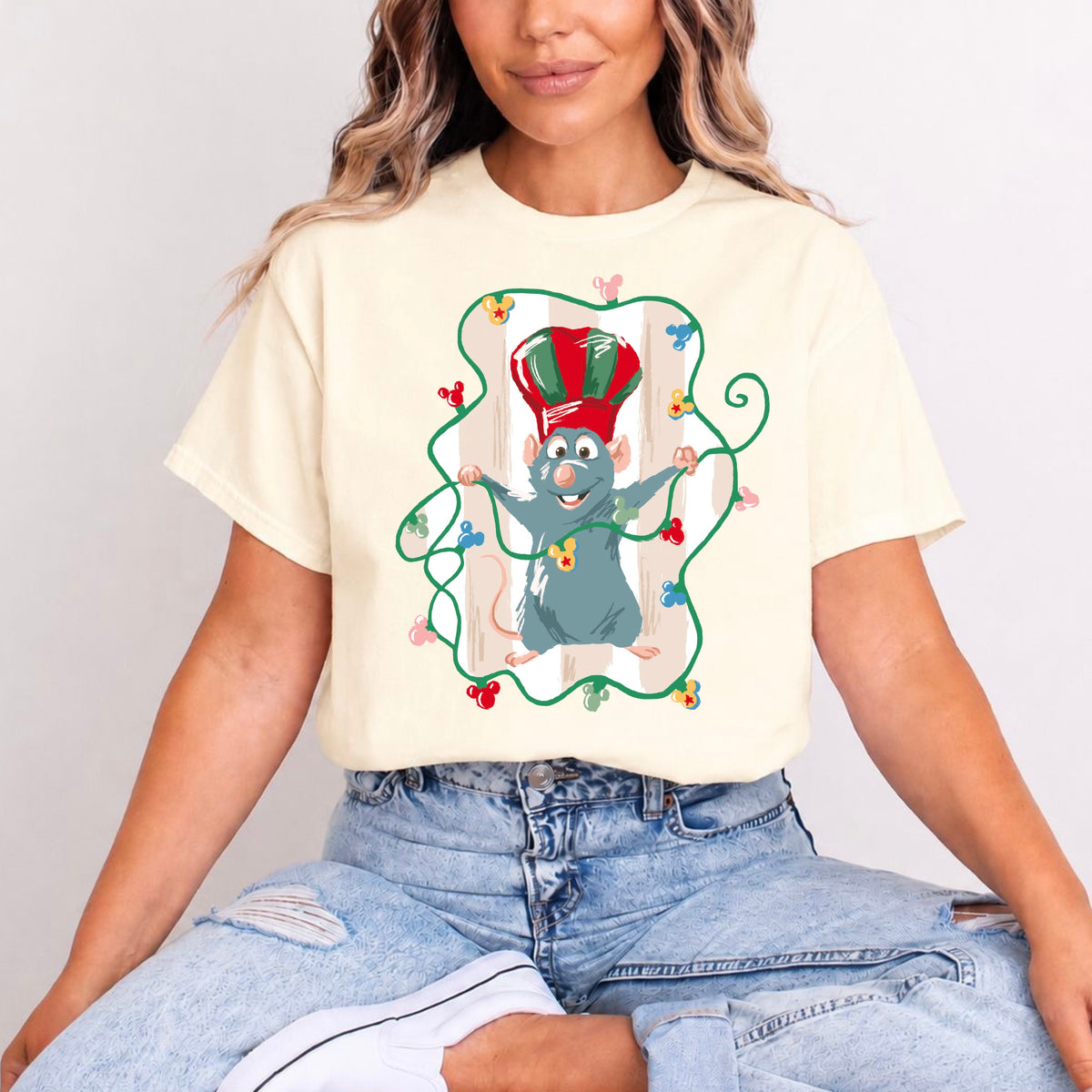 FESTIVE CHRISTMAS REMY T.SHIRT